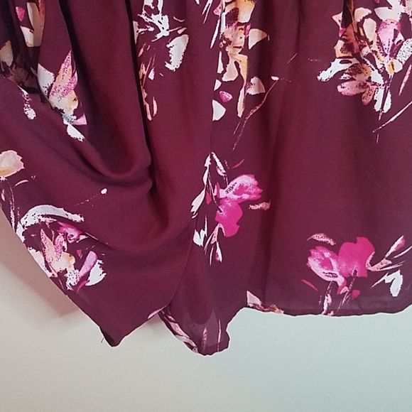 Arizona Jean Co. Floral Romper NWT - Picture 6 of 13